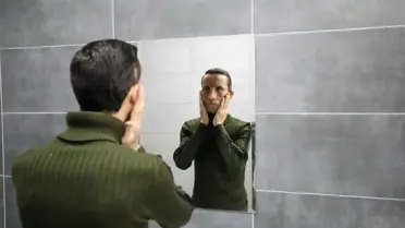 Uğur Acar’ın Yüz Nakli 14. Yılını Sağlık Ekibiyle Coşkuyla Kutladı