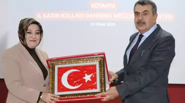 Tekin, Kütahya’da Eğitim Politikası ve İBB Kreş İddiaları Üzerine Açıklama Yaptı
