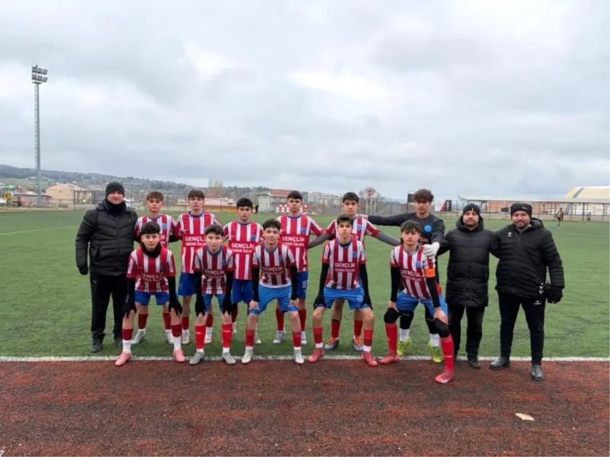 Osmanelispor, Bilecik U16 Gençler Ligi'nde 9 Maçta 9 Galibiyetle Liderliğini Sürdürüyor