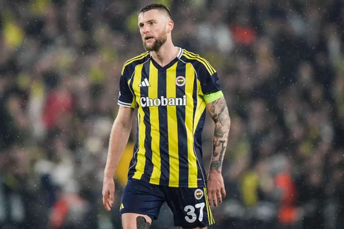 Milan Skriniar'ın Sarı Kartı Fenerbahçe'nin Avrupa Ligi Maçını Tehdit Ediyor