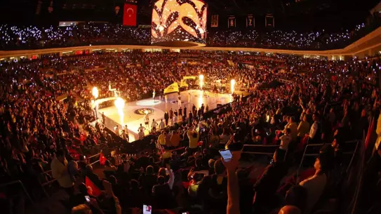 Fenerbahçe Beko, EuroLeague’de Baskonia’yı 84-71’lik Skorla Geçti