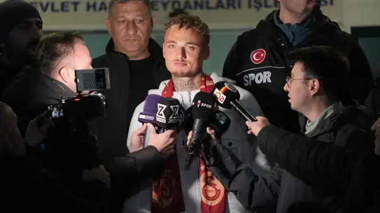 Noa Lang İstanbul’da: Galatasaray ile Görüşmeler Sürüyor