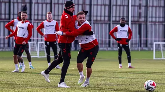 Samsunspor'dan Sakat Oyunculara Güncel Durum Açıklaması