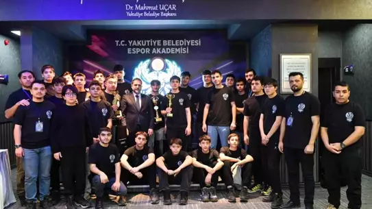 Yakutiye Belediyesi Espor Akademisi'nden Liseler Arası FIFA26 Turnuvası Büyük İlgi Topladı
