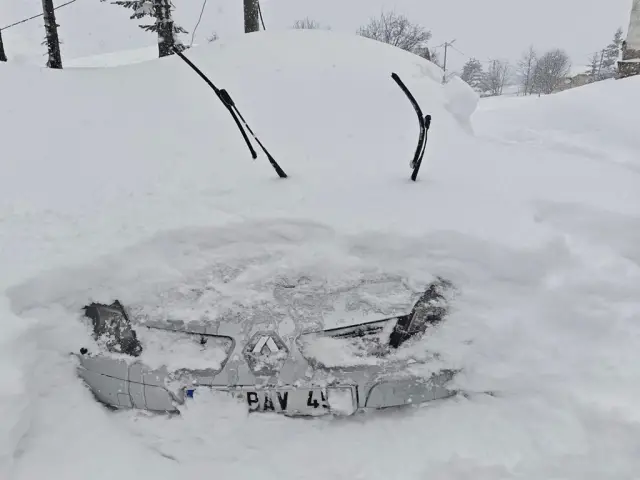 Karla kaplı yayla yolu