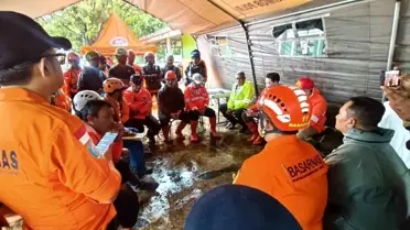 Batı Java’da Şiddetli Yağış Sonrası Heyelan: 7 Ölü, 82 Kayıp