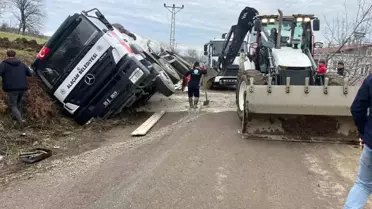 Samsun Alaçam’da Beton Mikseri Kanalı Doldurdu: Taksi Çarpması Sonuçları