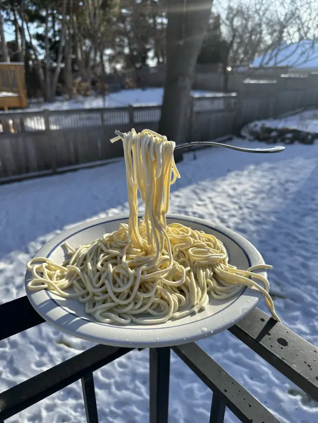 Donmuş makarna paketi