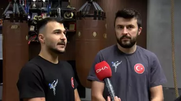 Bursa'nın Şayık Kardeşleri Kick Boks'ta Dünya Şampiyonluğunu Kovalıyor