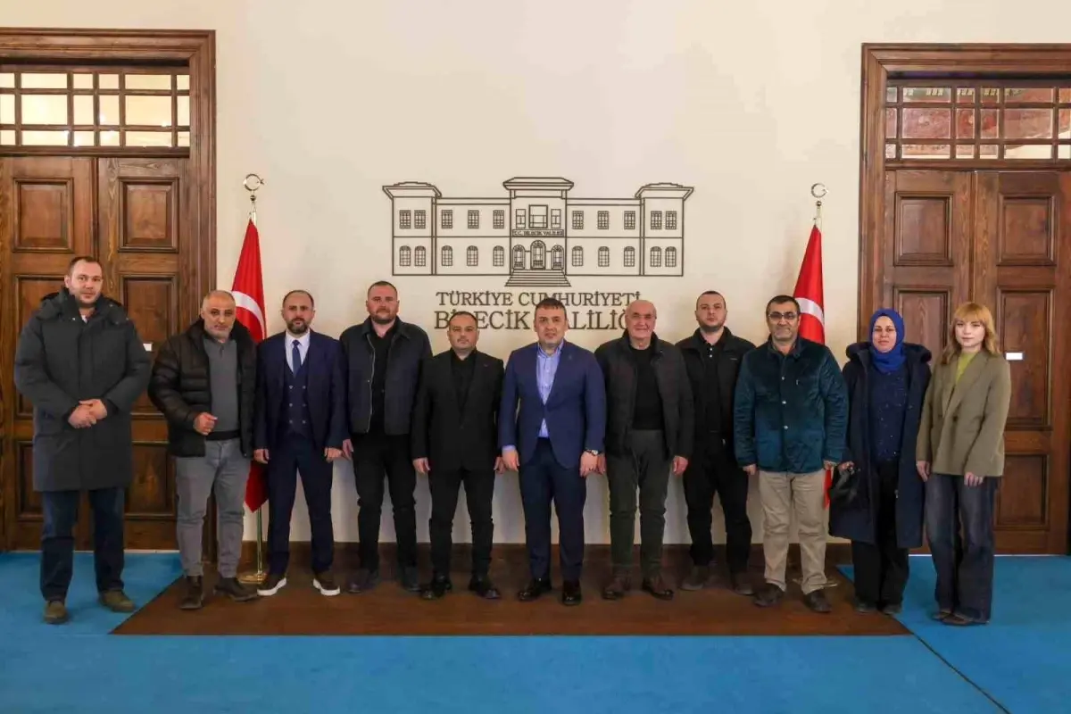 Bilecik Valisi Vali Sözer, Esnaf Oda Başkanı Dilek'le Buluştu: Yerel Ekonomik Sorunlar Masaya Yatırıldı