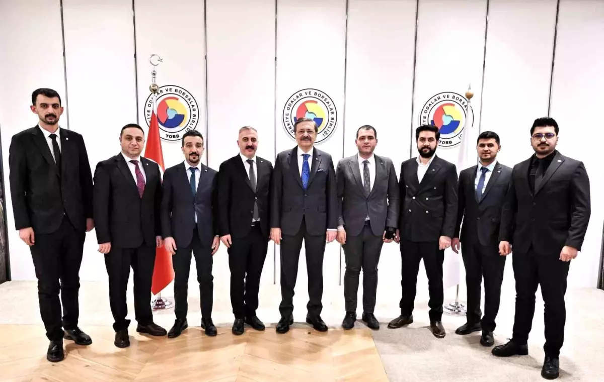 TOBB Başkanı Hisarcıklıoğlu'na Van Girişimcileri Ziyareti