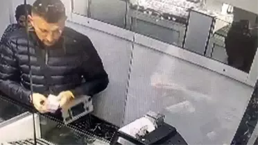 Bursa’da Sahte Gram Altın Operasyonu: İki Şüpheli Polis Tarafından Yakalandı