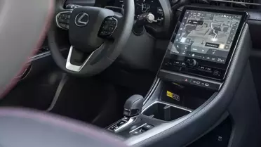 Lexus LBX, What Car Ödülleri’nde En İyi Kabineli Küçük SUV Olarak Seçildi