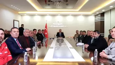 Patnos İlçe Halk Kütüphanesi'nde Vali Bozkurt