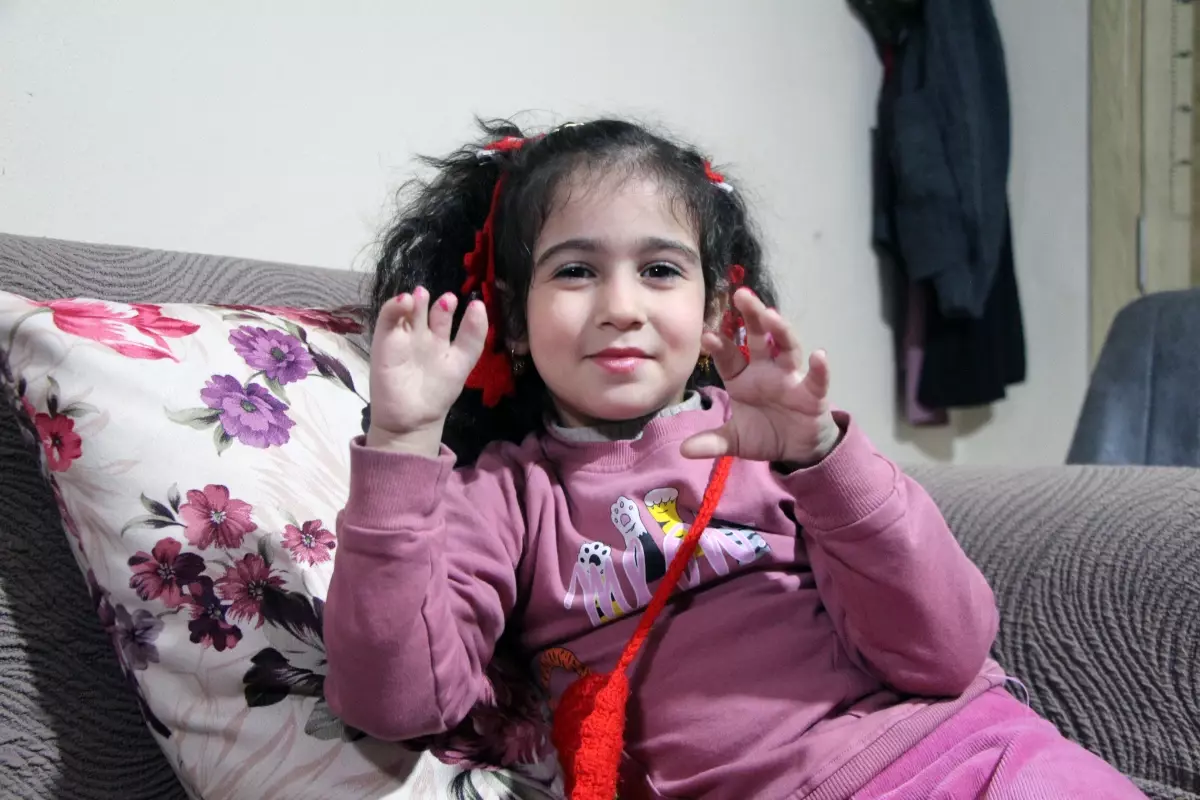 Adana’da Elif Lina’nın Tedavisi İşsizlik Nedeniyle Durakladı