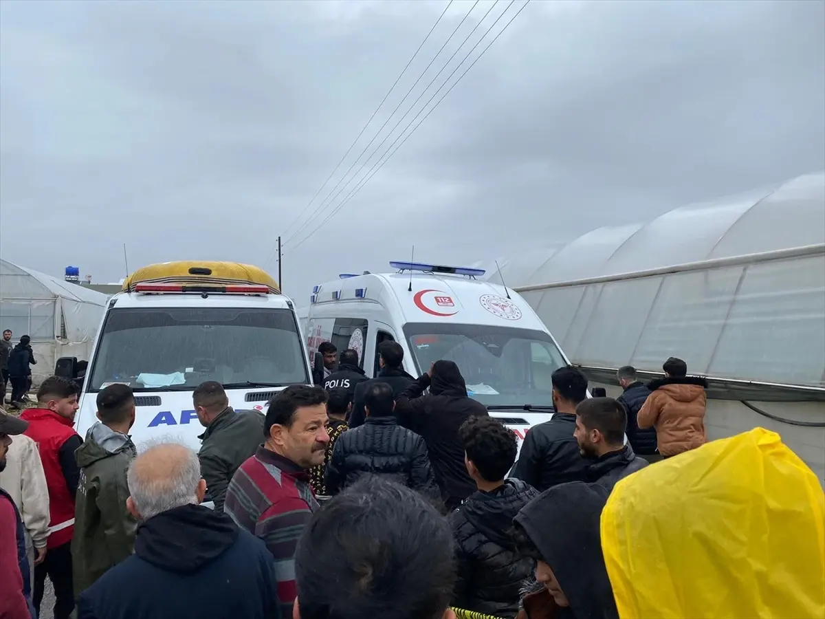 Antalya’da 3 Yaşındaki Suriyeli Çocuk Tahliye Kanalına Düşerek Hayatını Kaybetti