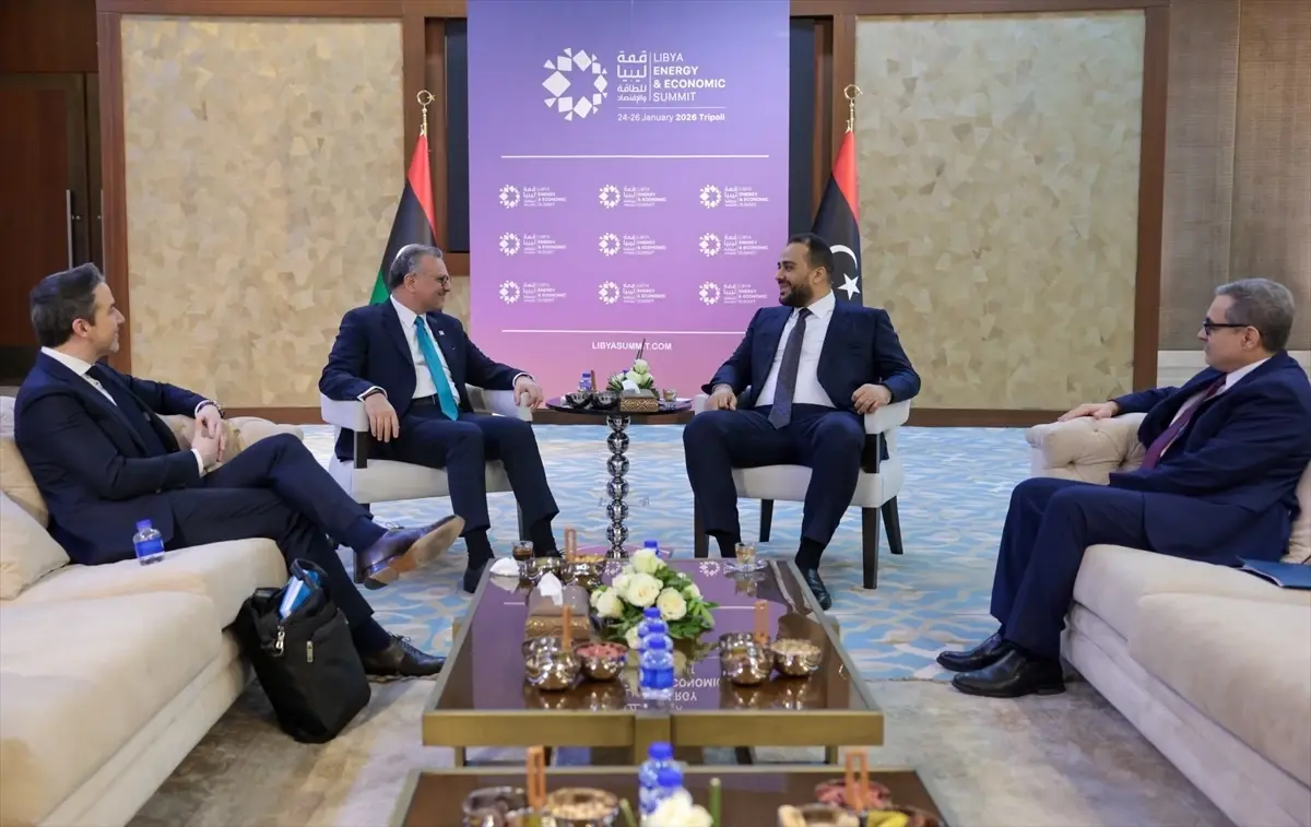 Libya Savunma Bakanı Zubi ve ABD danışmanı Boulos