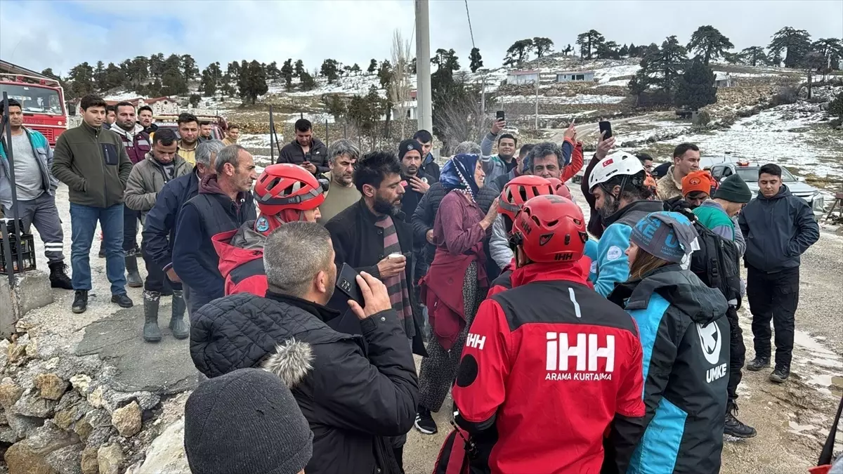 Şakir Şunka ormanda bulunurken