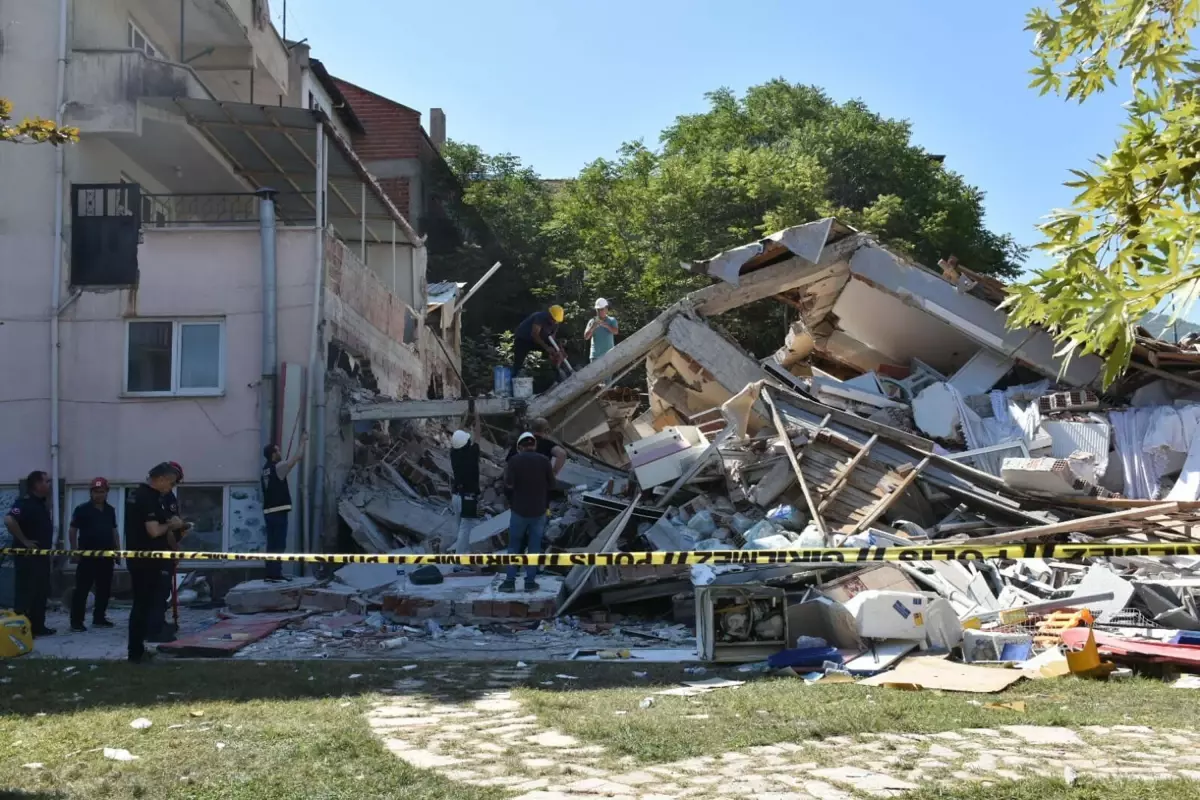 Sındırgı’da 5.1 Şiddetindeki Deprem Bölge Gerilimini Düşürdü