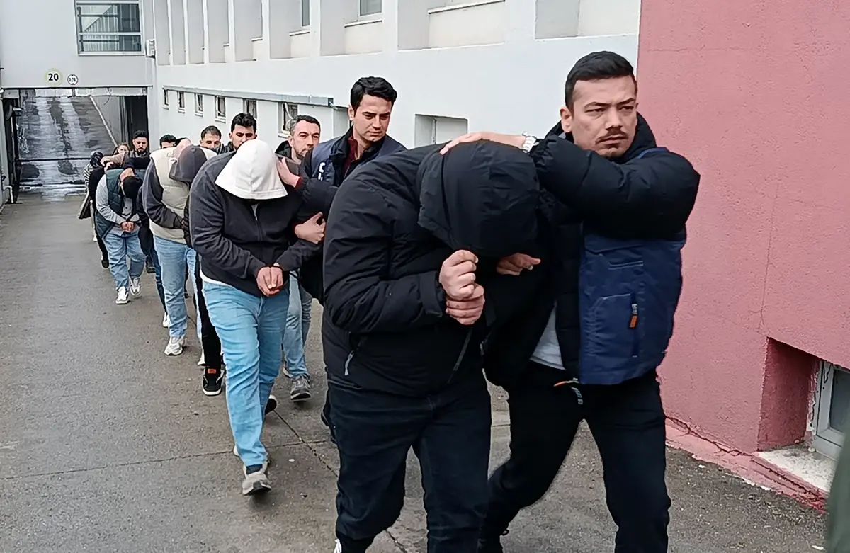 Adana’da Yasa Dışı Bahis Çetesine Darbe: 21 Şüpheli Gözaltında