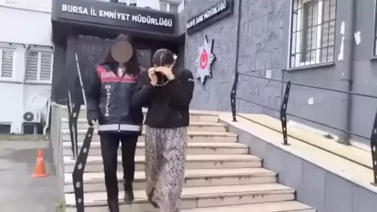 Bursa’da 107 Suç Kaydı Olan Kadın Hırsızlık Şüphesiyle Yakalandı