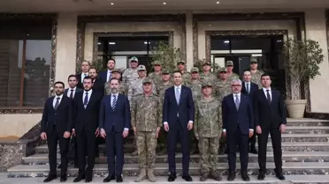 Alparslan Bayraktar, Libya’da Askeri Birlikleri Ziyaret Etti ve KEK Toplantısına Başkanlık Yaptı