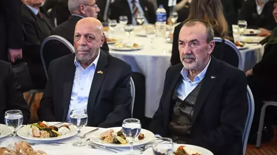 Hizmet-İş Sendikası 48. Yılını Kutluyor: Geçmişten Günümüze Güçlü Adımlar