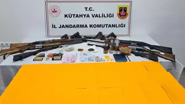 Kütahya Simav’da Uyuşturucu ve Silah Kaçakçılığı Operasyonu: 14 Şüpheli Tutuklandı