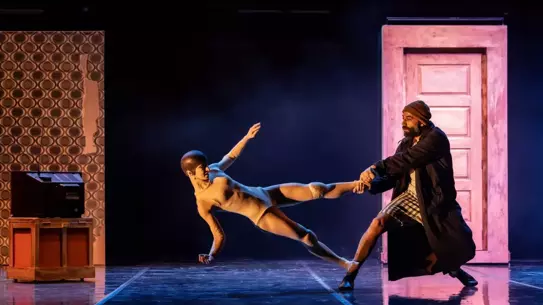 Pinokyo.exe sahne tasarımı