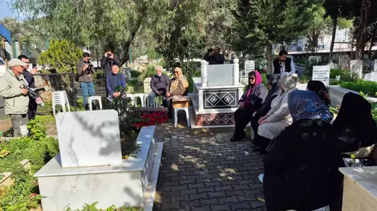Fatma Girik'in Anma Töreni Yalnızca 10 Kişiyle Sınırlı Kaldı
