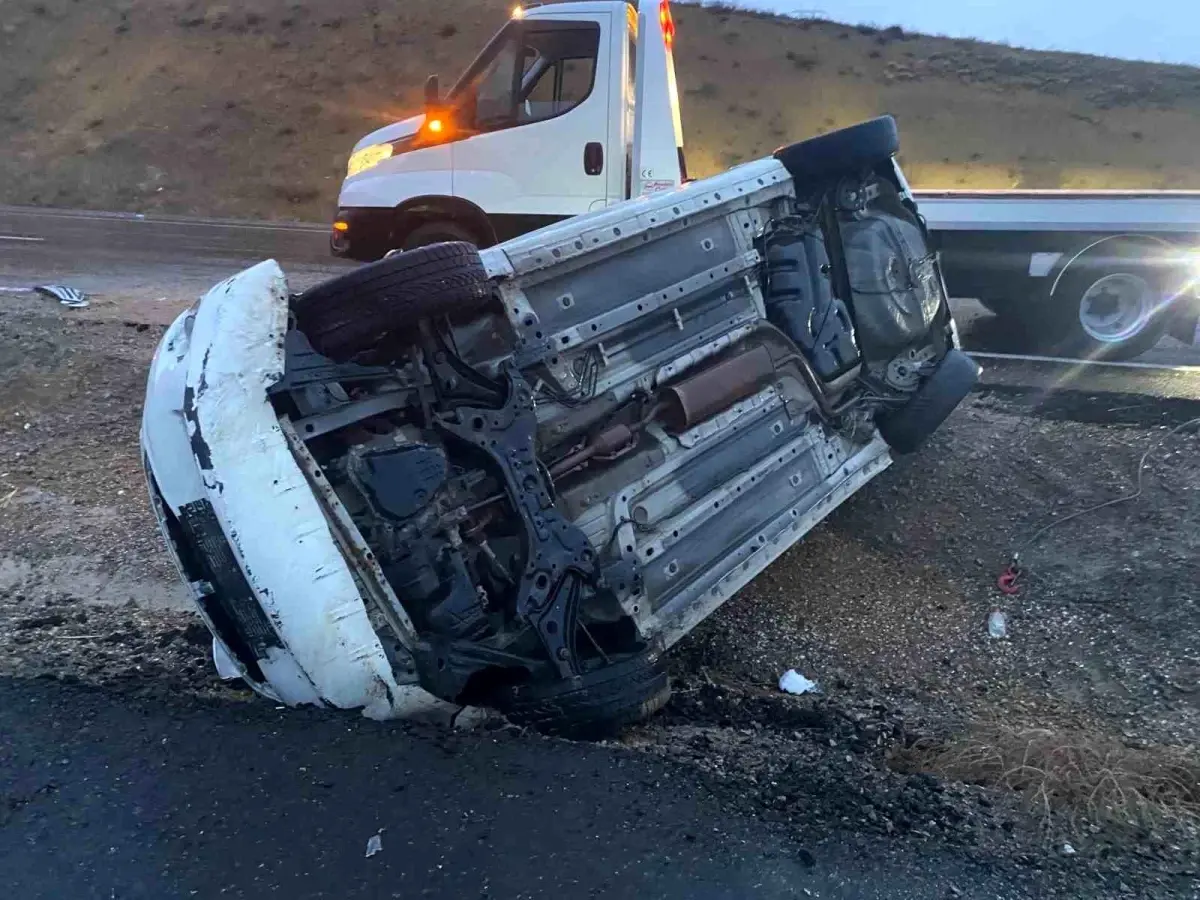 Konya'da Aile Refüj Kazası: 4 Yaralı, Durum İyi