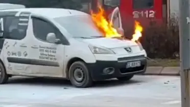 Edirne’de Motor Yangını Trafiği Durdurdu, İtfaiye Hızlı Müdahale Etti
