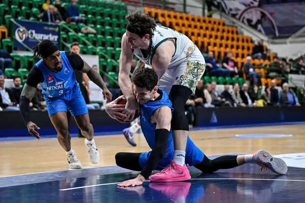 Aliağa Petkimspor evinde Fenerbahçe Beko maçı