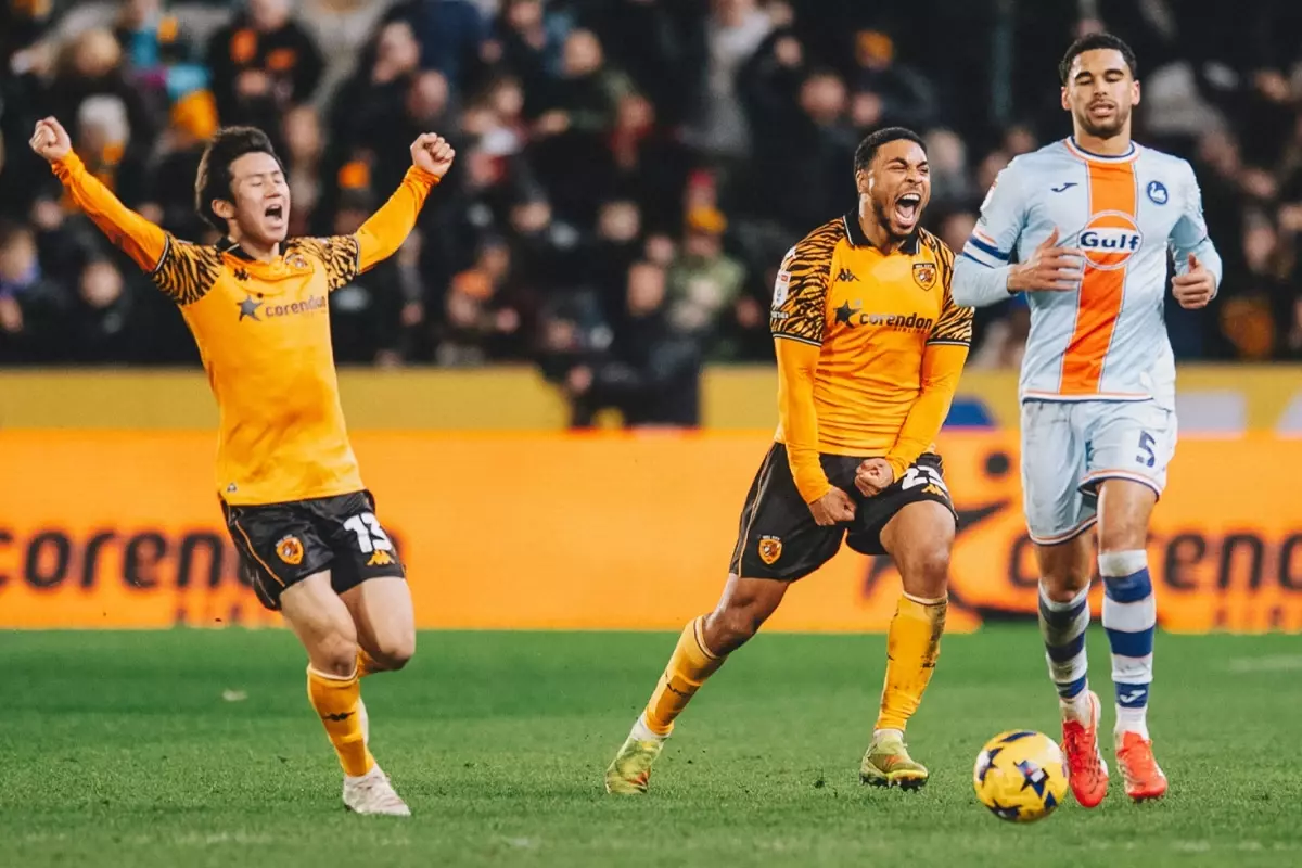 Hull City, Swansea'yi 2-1 Yendi ve Dördüncü Sıraya Yükseldi