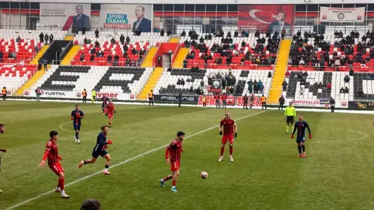 Maçtan bir an görüntüsü