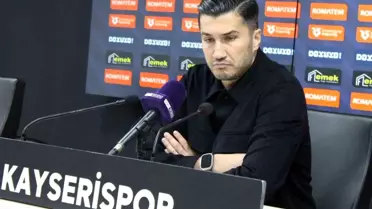 Maçta Nuri Şahin tribünlerde