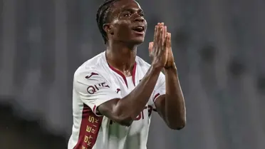 Trabzonspor'dan Oulai'ye Şok Paylaşım: Taraftarları Coşturacak Detaylar