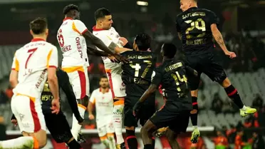 Fatih Karagümrük, Galatasaray'ı 3-1 Mağlup Ederek Süper Lig'de Sürpriz Zafer Kazandı