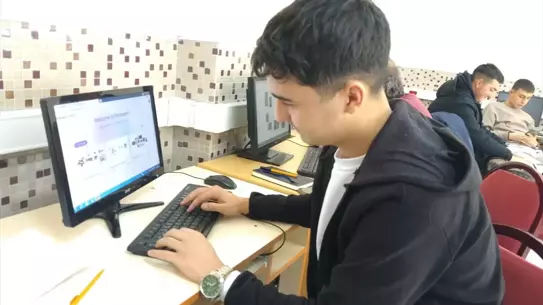 Akşehir'de Akıllı Tarım Sertifikalı Eğitim Tamamlandı: Çiftçiler Yeni Teknolojileri Öğrendi