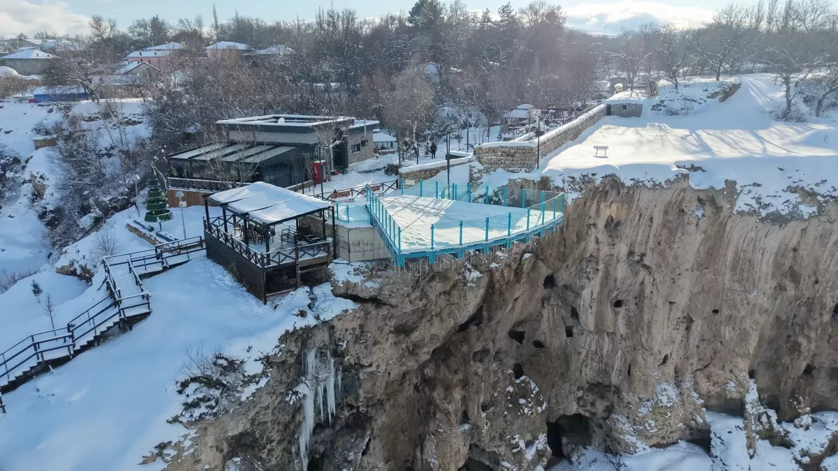 Bünyan cam terasının genel görünümü