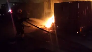 Hatay Arsuz'da Müstakil Evde Çıkan Yangın Kontrol Altına Alındı