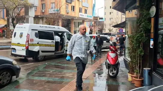 Antalya'da Otel Odasında Şüpheli Ölüm: 30 Yaşındaki Kadının Avucunda Şırınga Bulundu