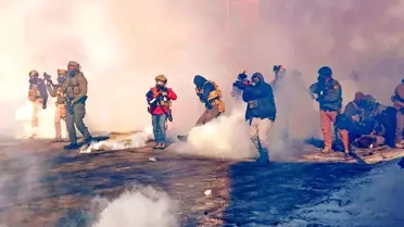 Minneapolis'te ICE Operasyonu: 37 Yaşındaki Hemşire Alex Pretti Hayatını Kaybetti