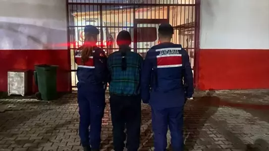 Aydın Efeler'de 15 Yıllık Hapis Cezalı Kadın Jandarma Tutukladı