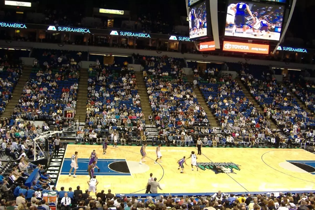 Minneapolis sokaklarında protesto görüntüsü