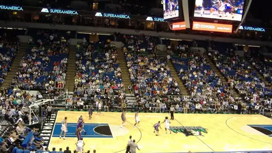 Minneapolis'te Güvenlik Krizi: ICE Operasyonu Sonrası NBA Maçı Ertelendi