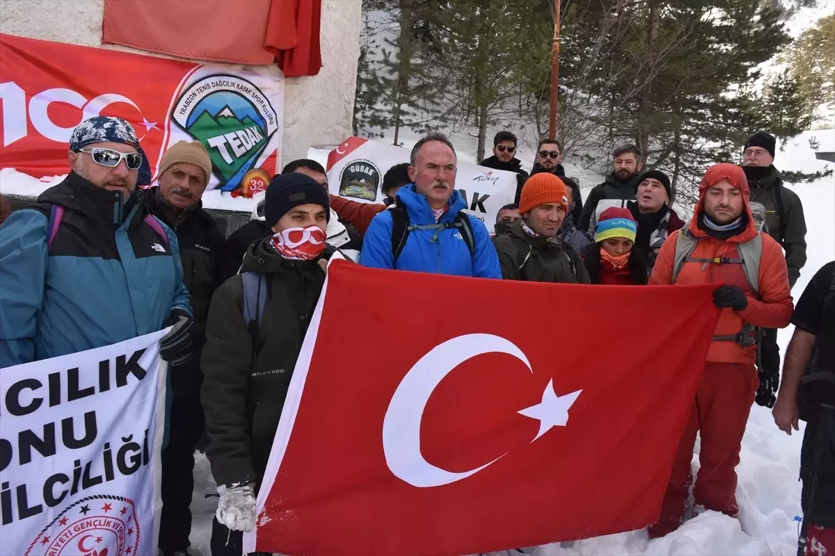 Zigana Dağı'nda 17 Yıllık Çığ Felaketinin Anısına Anma Töreni Düzenlendi