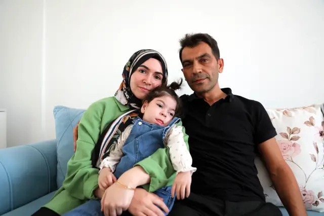 Dinar karakolunda teslim olan hemşire