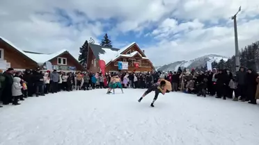 Artvin Atabarı Kayak Merkezi'nde Bembeyaz Kar Şenliği Coşkusu