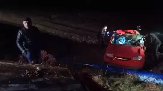 Beypazarı'nda Kontrol Kaybı: Araç Şarampole Çarptı, 3 Yaralı